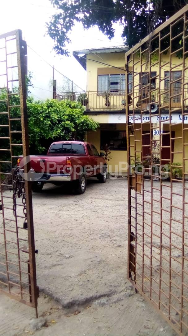 3 bedroom House for sale Herbert Macaulay Alagomeji Yaba Lagos