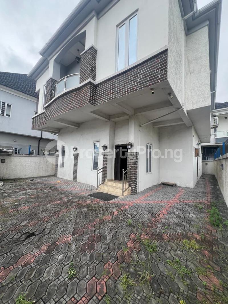 5 bedroom House for sale Chevyview Estate, chevron Lekki Lagos