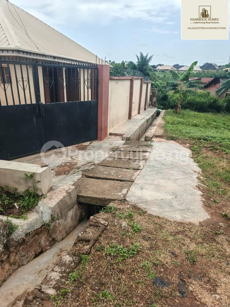 5 bedroom House for sale Mogaji Close, Kute (near Iya Alamala’s House), Iwo Rd Ibadan Oyo - 0