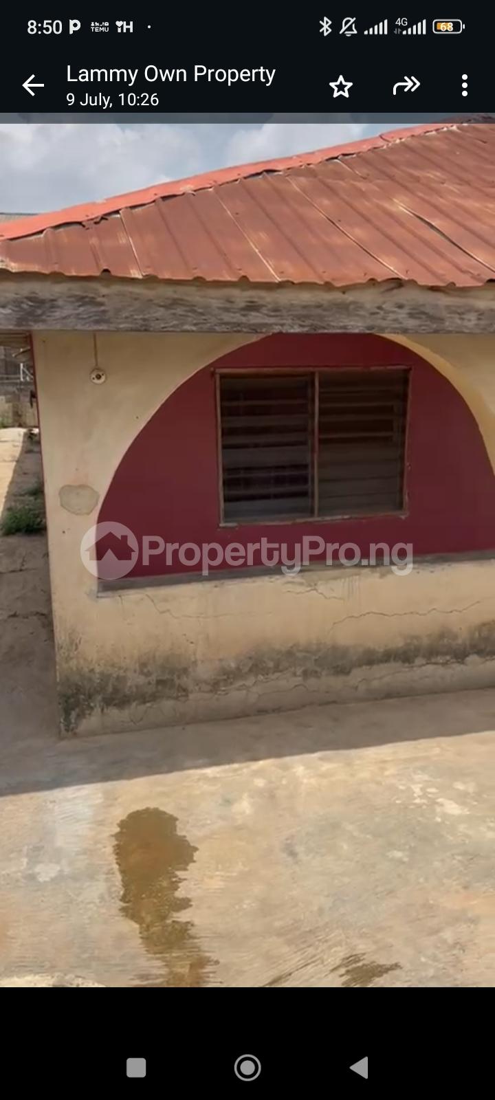 10 bedroom House for sale 5mins Away From Lead City University Ibadan Oyo