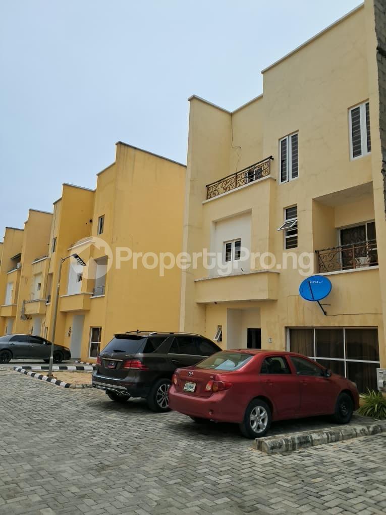 2 bedroom House for rent Grandcut Estate Orchid Road 2nd Toll Gate Lekki Lagos