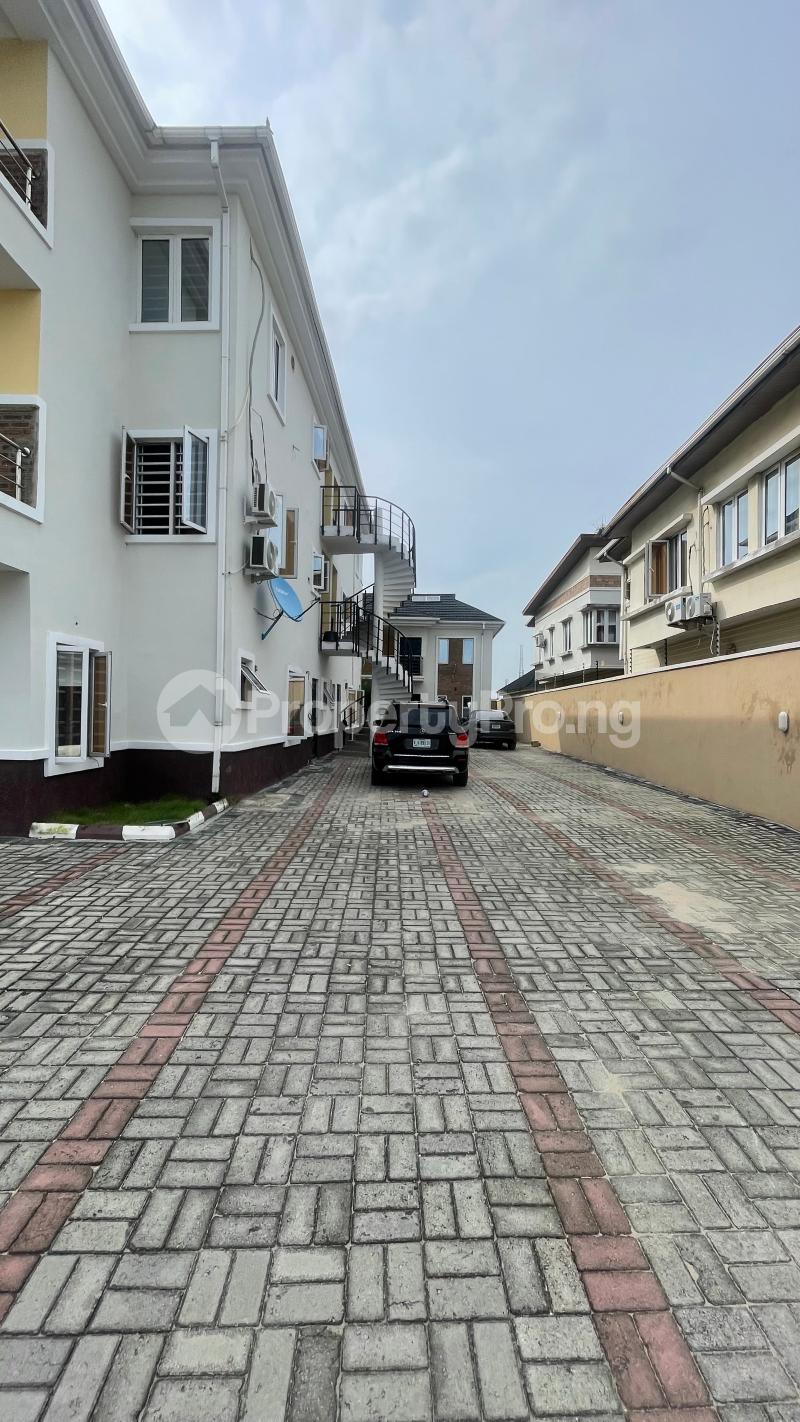 2 bedroom House for rent Off Mobil Road Ilaje Ajah Lagos