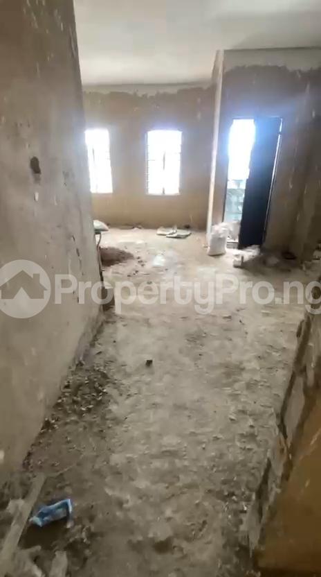 3 bedroom Flat / Apartment for rent Off Shipeolu Street, Shomolu, Lagos Shomolu Lagos