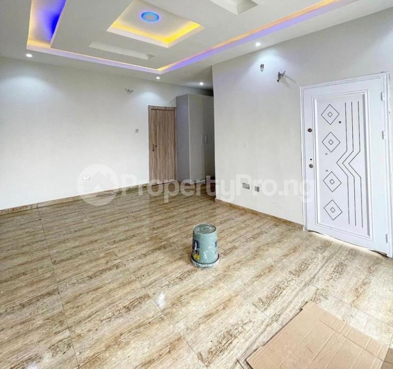 4 bedroom House for rent Mobil Road Ilaje Ajah Lagos