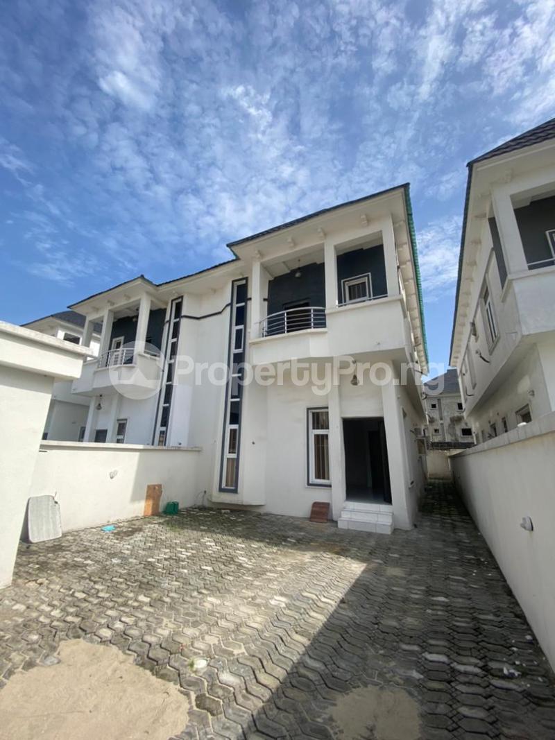 4 bedroom House for rent Along Mobil Road Ilaje Ajah Lagos - 0