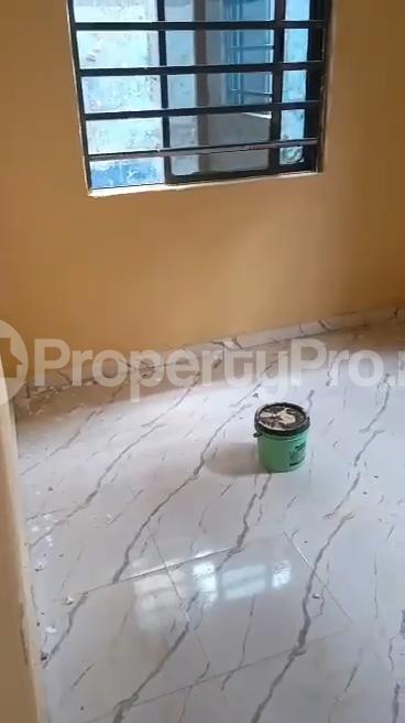 1 bedroom Flat / Apartment for rent Off Market Street, Shomolu Shomolu Lagos