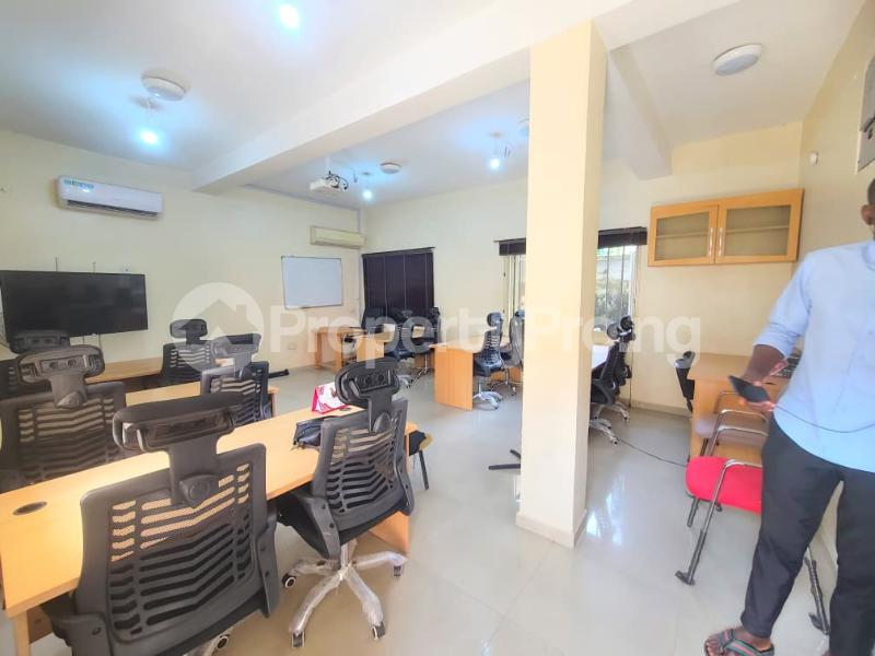 Co working space for rent Ologolo Lekki Lagos - 0