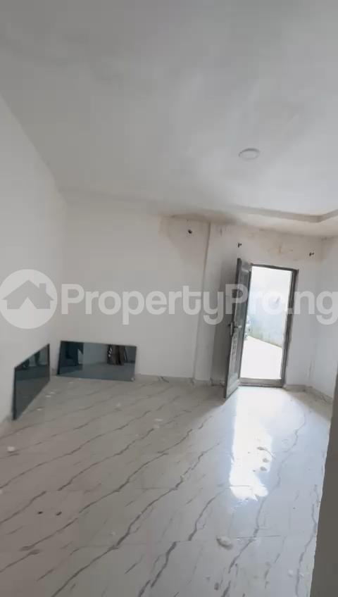 1 bedroom Flat / Apartment for rent Off Market Street, Shomolu, Lagos Shomolu Lagos