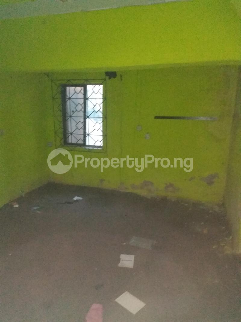 1 bedroom Flat / Apartment for rent Deinde Bus Stop, After Deeper Life Ifako-gbagada Gbagada Lagos - 2