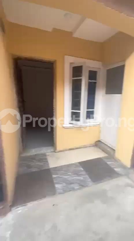 1 bedroom Flat / Apartment for rent Lawanson, Surulere, Lagos Surulere Lagos