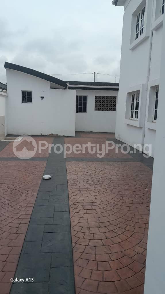 1 bedroom Flat / Apartment for rent Mende Maryland Lagos