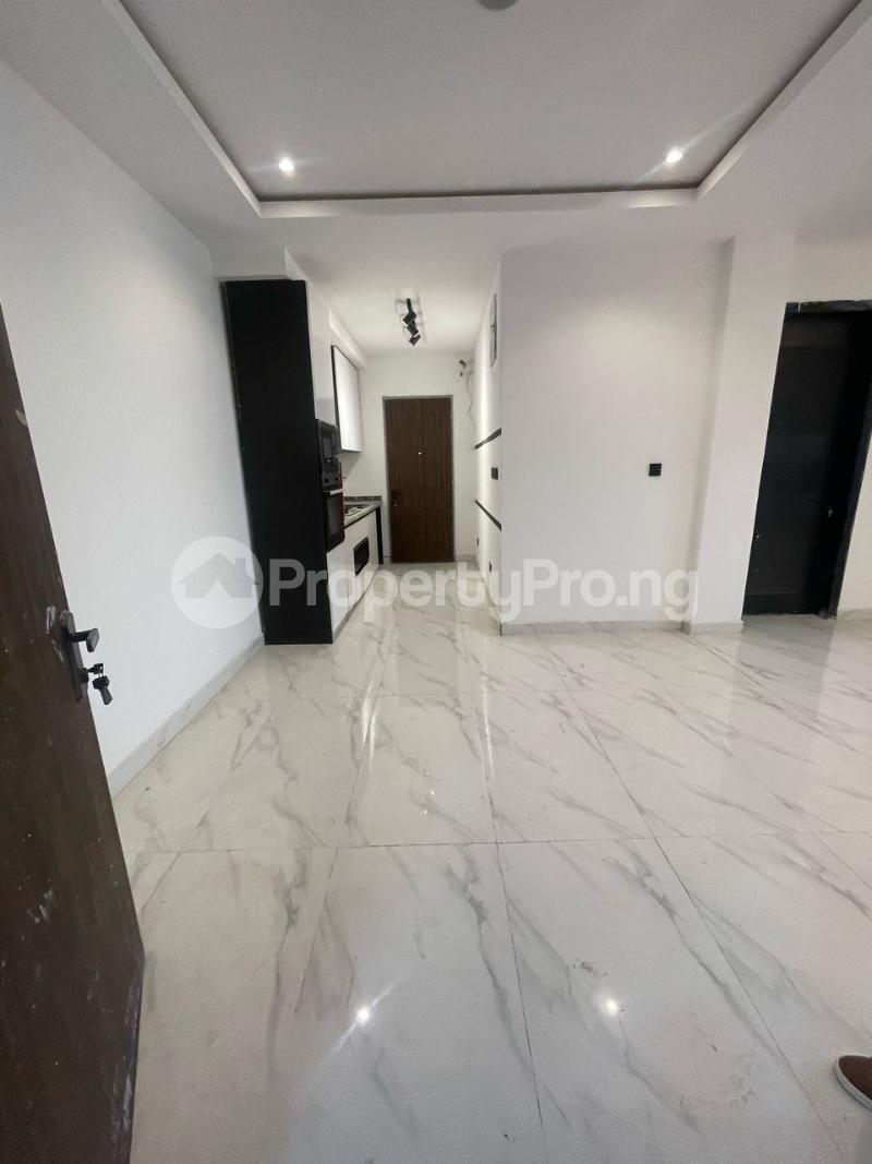1 bedroom Flat / Apartment for rent  Ologolo Lekki Lagos