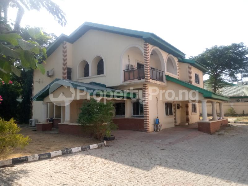 5 bedroom House for rent 4th Avenue, Citec Villa Estate Gwarinpa Abuja