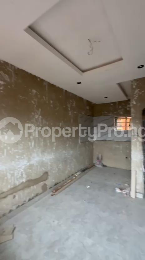 1 bedroom Flat / Apartment for rent Off Market Street, Shomolu, Lagos Shomolu Lagos