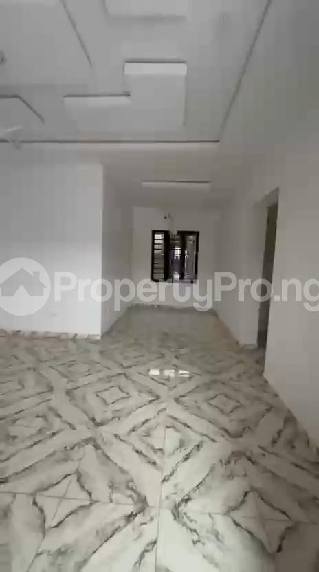 2 bedroom Flat / Apartment for rent Off Pedro Road, Shomolu Shomolu Lagos