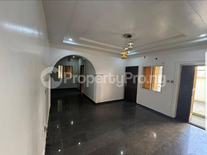 2 bedroom House for rent Lekki Phase 1 Lekki Lagos