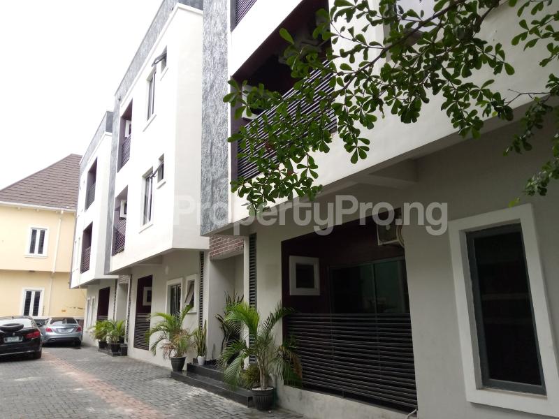 2 bedroom House for rent Osapa Osapa london Lekki Lagos