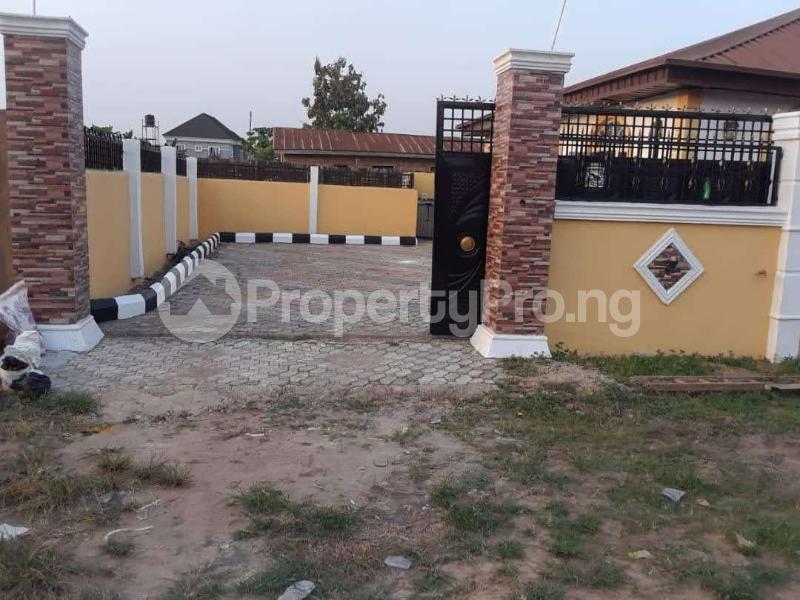 3 bedroom House for sale Akuru Elebu Akala Express Ibadan Oyo - 2