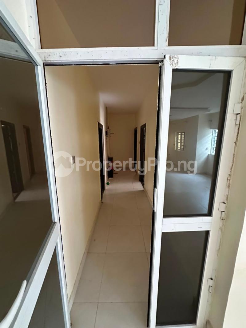 3 bedroom House for rent Behind Bovas Filling Station, Along Iwo Road Ojoo Expressway, Bodij&agrave; Agbowo Across, Bodija Ibadan Oyo
