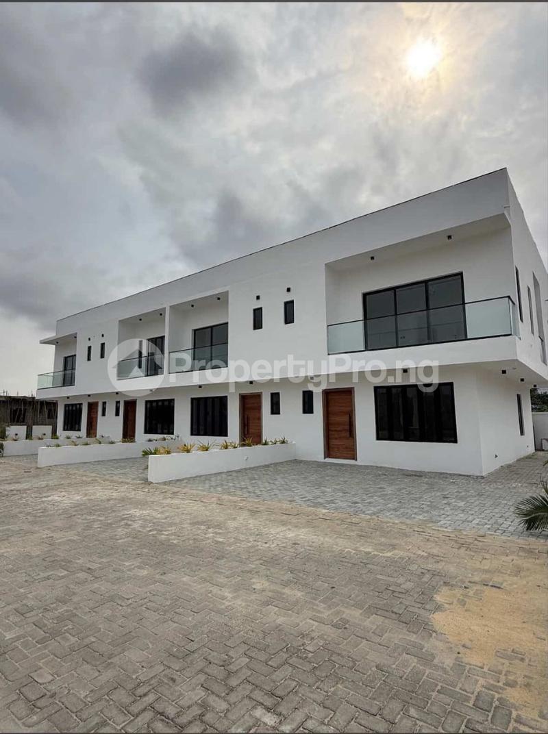 3 bedroom House for sale Abraham Adesanya Surulere Lagos
