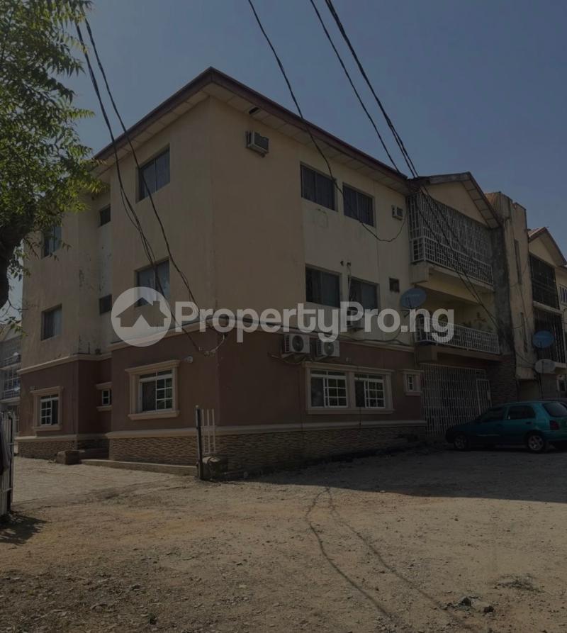 3 bedroom House for sale 1st Avenue Gwarinpa Abuja