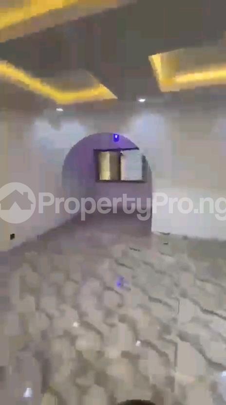 3 bedroom Flat / Apartment for rent Off Shipeolu Road Shomolu Lagos