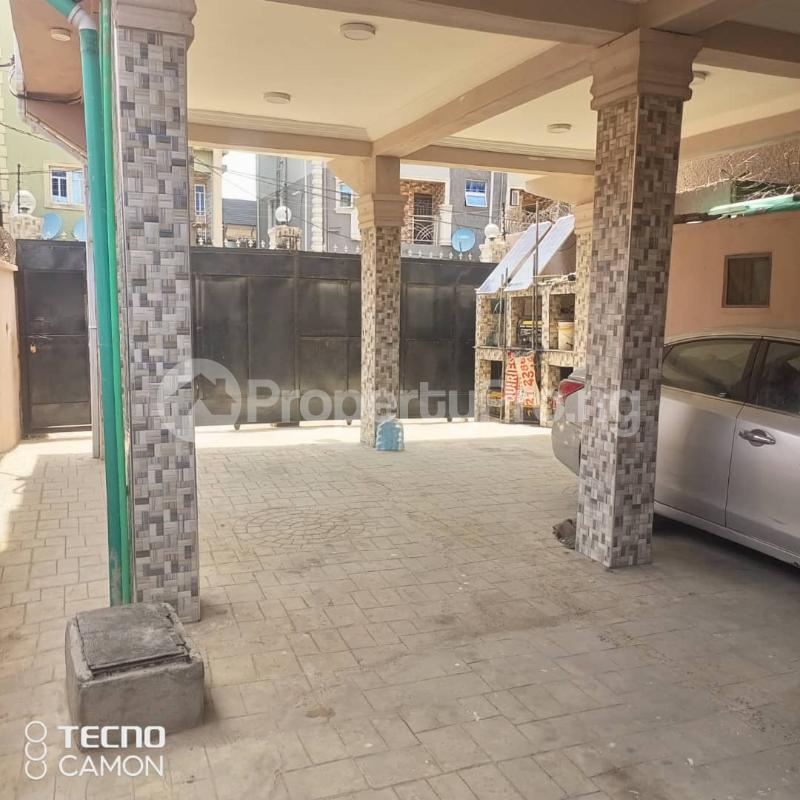 Flat / Apartment for rent Adekunle Yaba Lagos