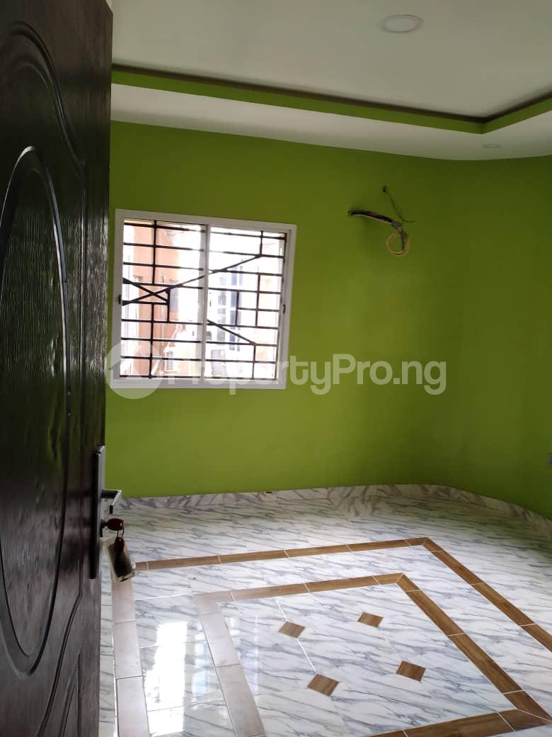 1 bedroom Flat / Apartment for rent Sholanke Street Akoka Yaba Lagos