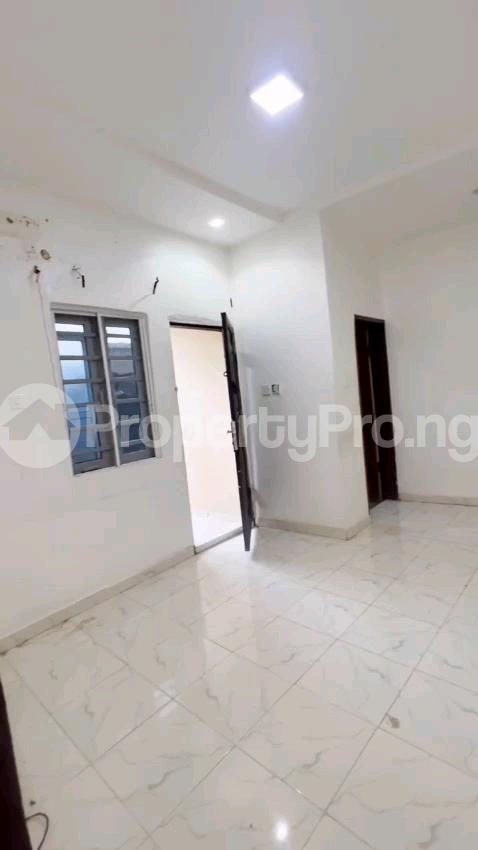 1 bedroom Flat / Apartment for rent Off New Garage Bariga Lagos