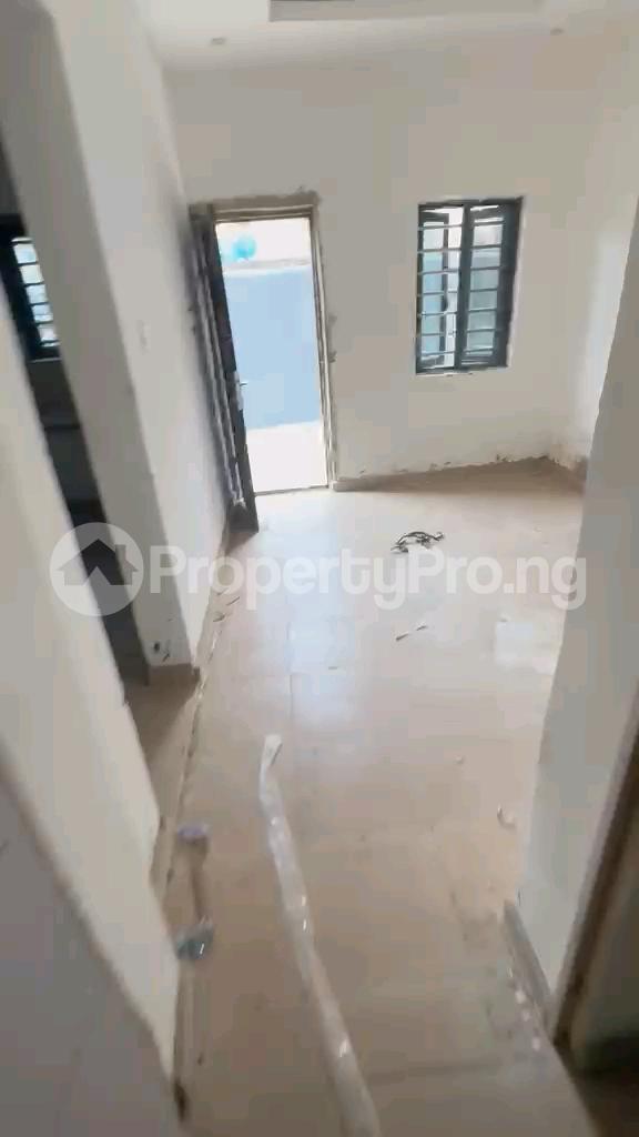 1 bedroom Flat / Apartment for rent Off Pedro Road Shomolu Lagos