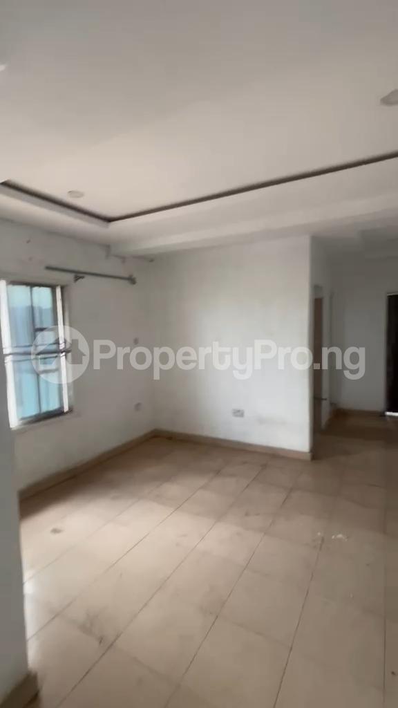 1 bedroom Flat / Apartment for rent Adekunle, Yaba Lagos