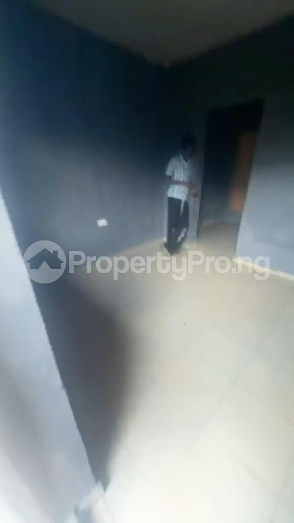 1 bedroom Flat / Apartment for rent Off Awoyokun, Onipanu Lagos Shomolu Lagos