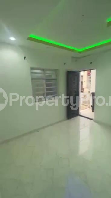 1 bedroom Flat / Apartment for rent Abuleoja, Yaba Abule-Oja Yaba Lagos - 0