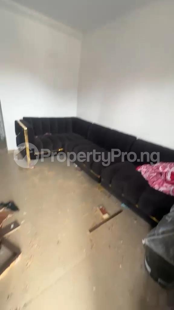1 bedroom Flat / Apartment for rent Off Pedro Road, Shomolu Shomolu Lagos