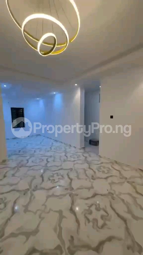 2 bedroom Flat / Apartment for sale Aguda Surulere Lagos