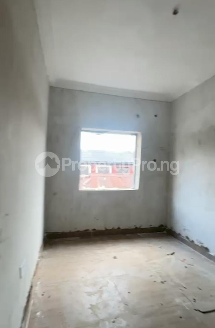 2 bedroom House for rent Ilupeju Palmgrove Shomolu Lagos