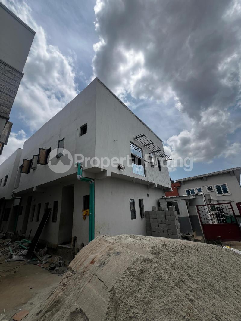 1 bedroom Flat / Apartment for sale Obanikoro Shomolu Lagos