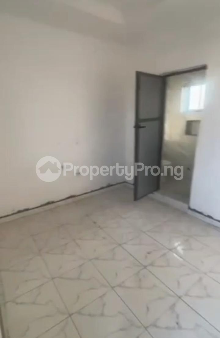 1 bedroom Flat / Apartment for rent Off Pedro Road Shomolu Lagos