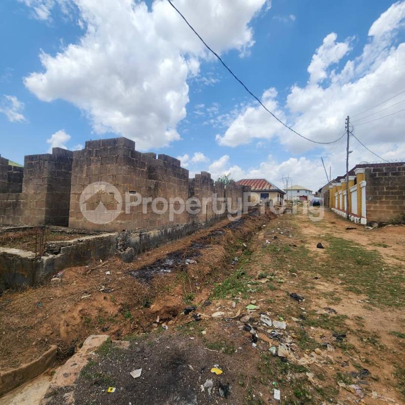 Land for sale Kuola, Behind Sofeco Filling Akala Express Ibadan Oyo
