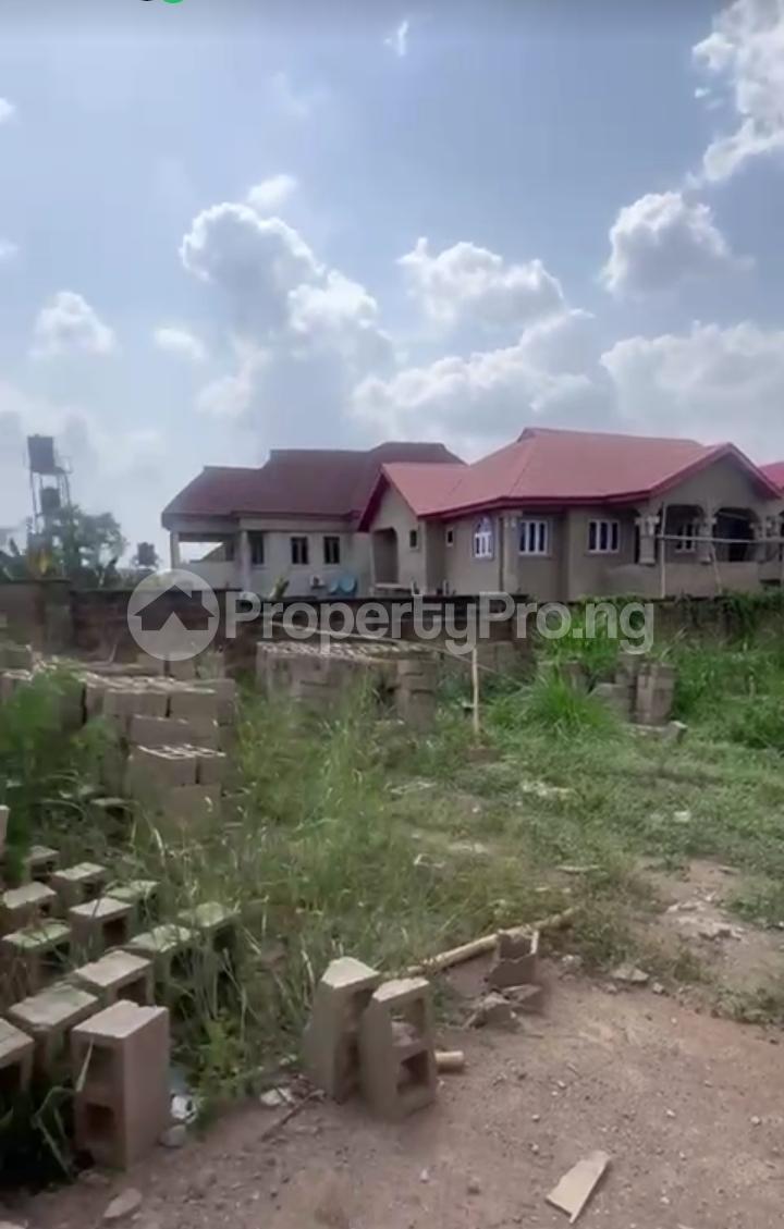 Land for sale Sharp Corner Oluyole Estate Ibadan Oyo