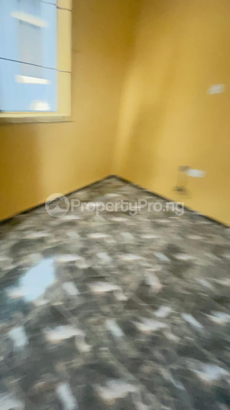 1 bedroom Flat / Apartment for rent Mafoluku Oshodi Lagos