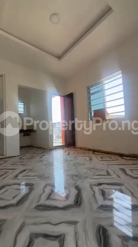 1 bedroom Flat / Apartment for rent Off Pedro Road, Ladilak Shomolu Lagos