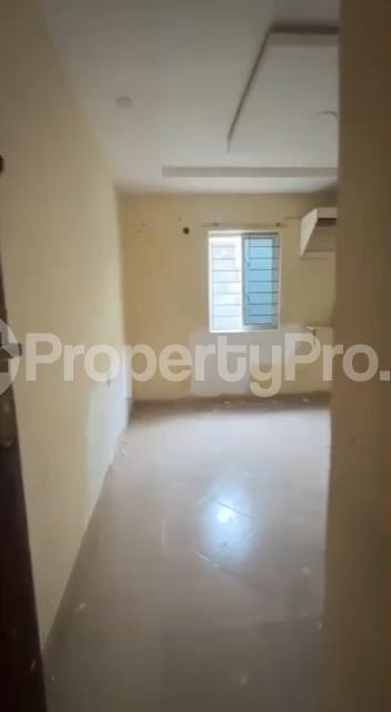 1 bedroom Flat / Apartment for rent Off Market Street, Shomolu, Lagos Shomolu Lagos
