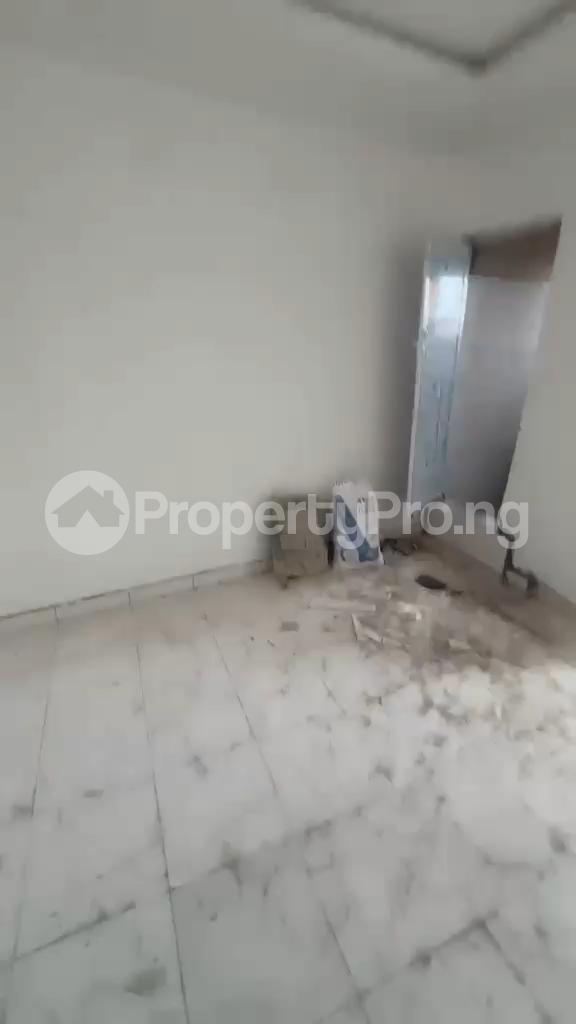 1 bedroom Flat / Apartment for rent Off Pedro Road, Ladilak Shomolu Lagos