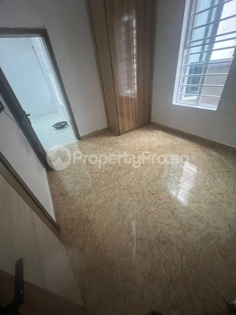 Flat / Apartment for rent Van Daniel Estate orchid Lekki Lagos