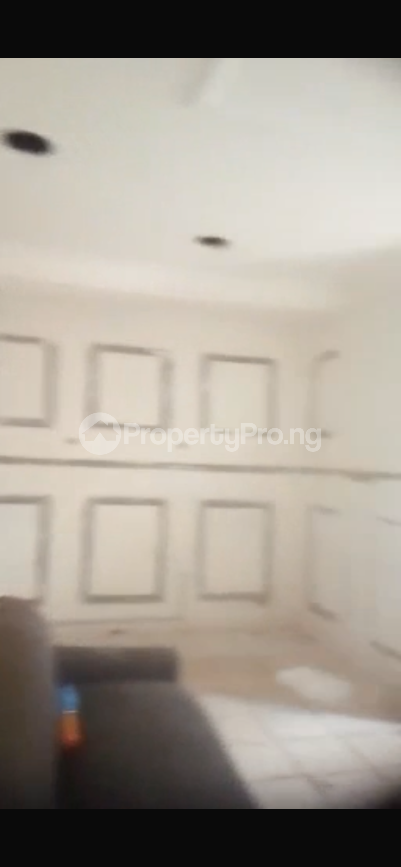 Commercial Property for rent 4th Avenue Gwarinpa Abuja