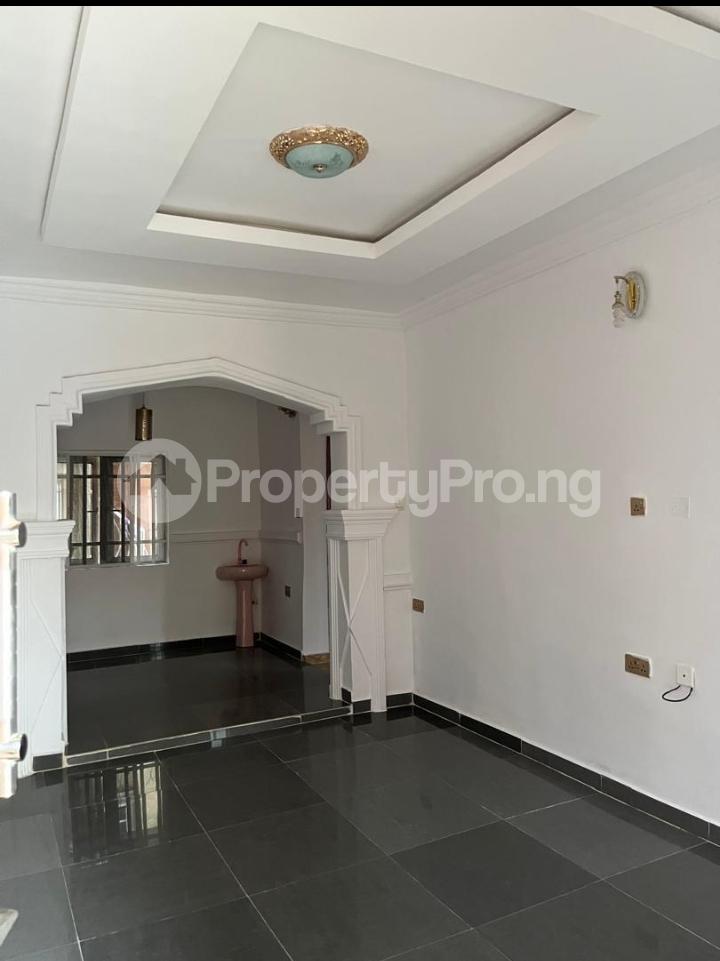 2 bedroom House for rent Hassan Block Area Akoto First Gate. Off Akala Express Akala Express Ibadan Oyo