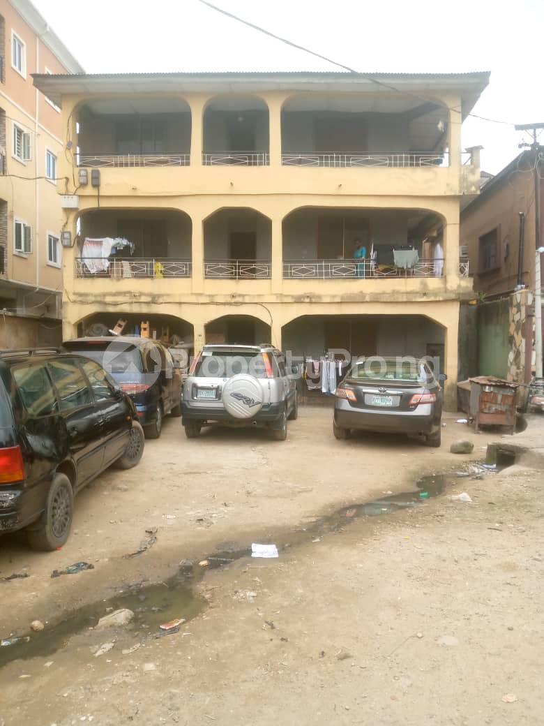 House for sale Onipanu Shomolu Lagos