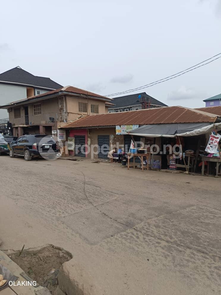 House for sale Aduroshakin Street, Oja Bus Stop Shomolu Shomolu Lagos