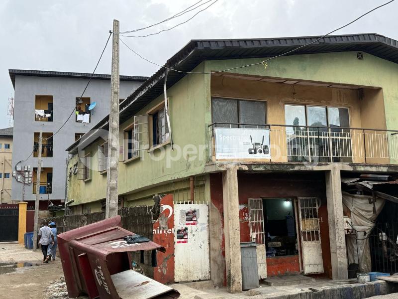 House for sale Ayoade Street Shomolu Lagos
